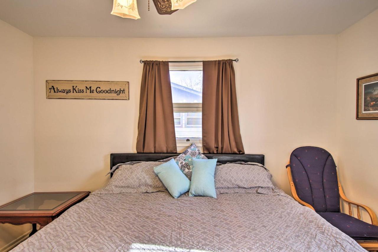 Dog-Friendly Bartlesville Retreat With Yard! Exteriör bild